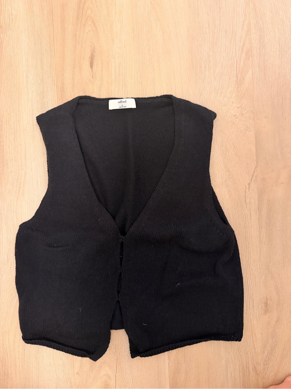 aritzia wilfred basque vest/shirt